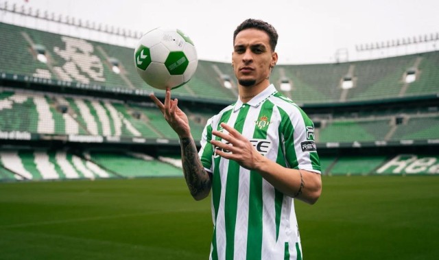 华体会hth下载-记者：贝蒂斯仍想签下安东尼，希望曼联尽快做出决定