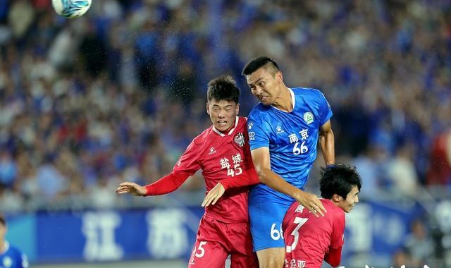 苏超“最高”球星推荐苏超新书，戈伟你的《苏超来了》