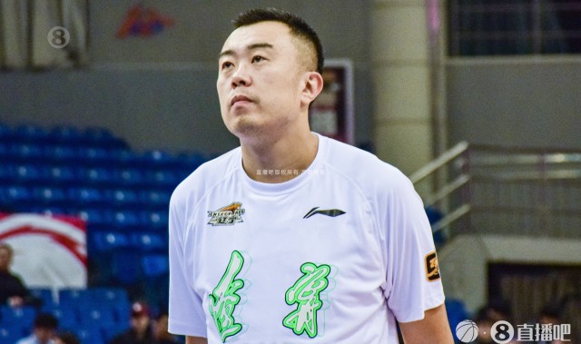 媒体人：韩德君、任骏飞打完全运会 临近CBA开赛再官宣退役